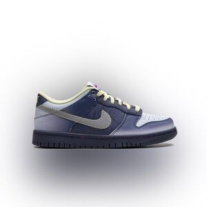 Nike Dunk Low Halloween I Am Fearless 7Y or EUR40 GUC
